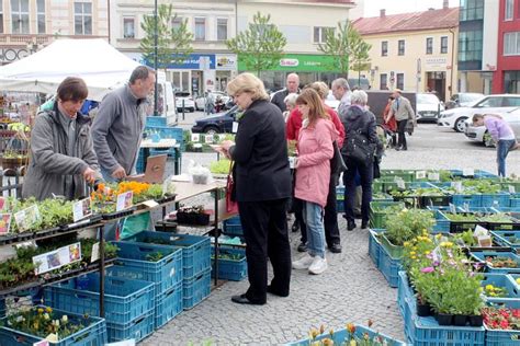 farmsk trhy perov|Farmářské trhy se letos konají na Horním náměstí v Přerově